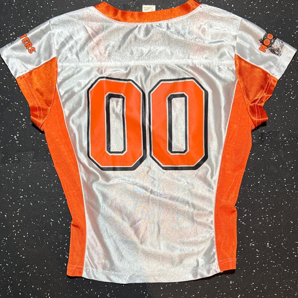 Hooters Bold Orange and White V-Neck Top - Picture 4 of 4